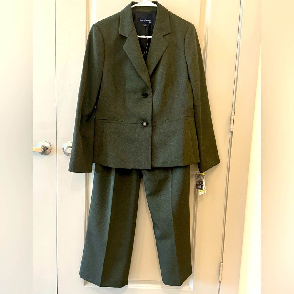 Evan Picone (Macy’s) NWT pantsuit size 14